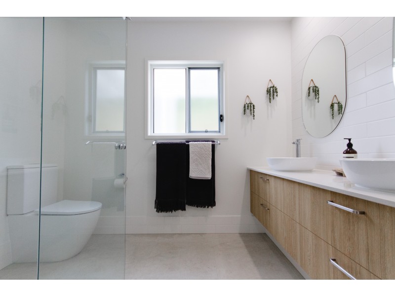 36 Summerstone Place, Maudsland QLD 4210