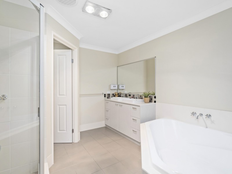 42 Bridie Drive, Upper Coomera QLD 4209