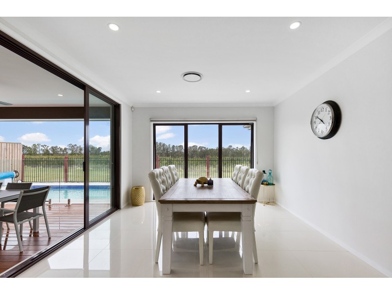 23 Whitsunday Circuit, Pimpama QLD 4209