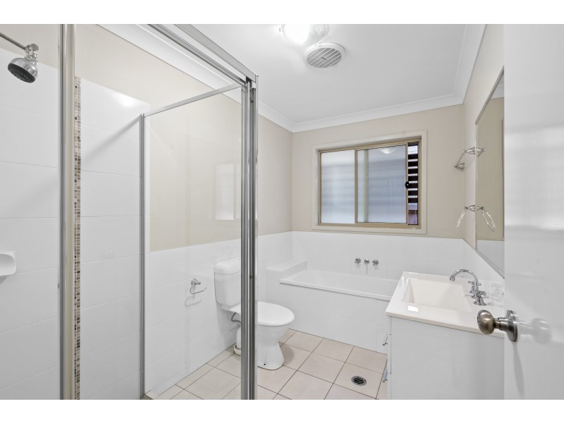 2 Carnarvon Court, Pimpama QLD 4209