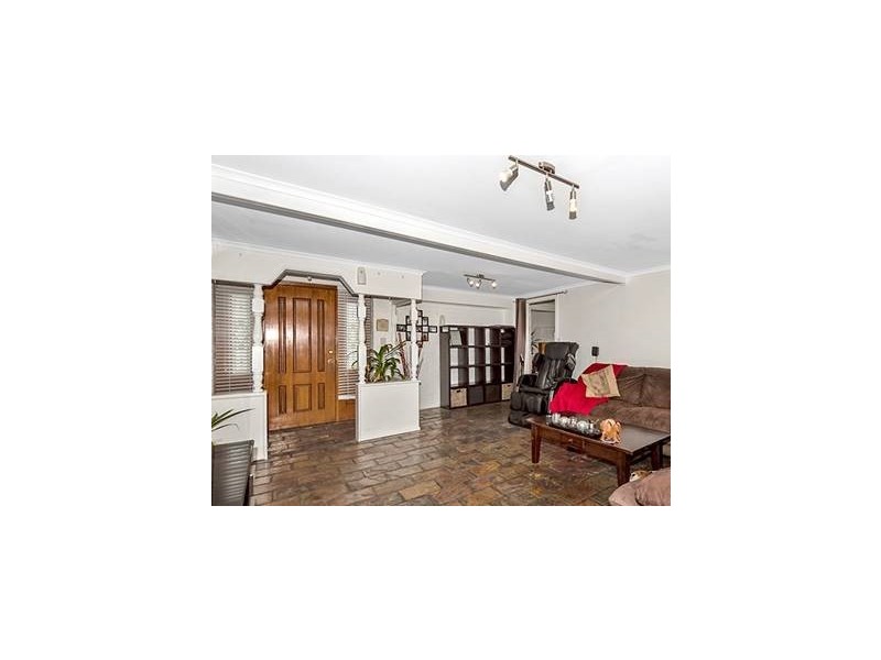 352 Middle Road, Boronia Heights QLD 4124