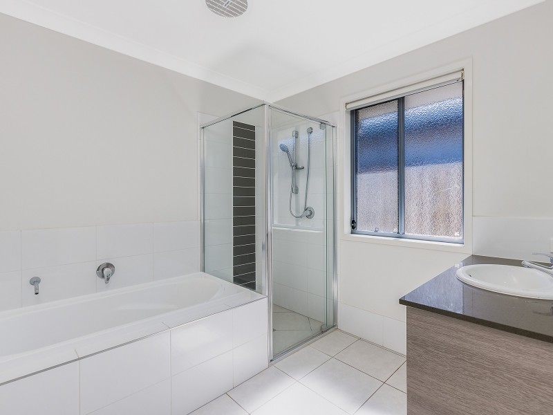36 O’Reilly Drive, Coomera QLD 4209