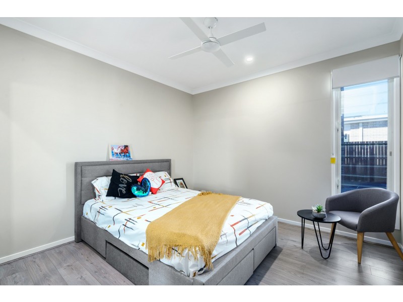 52 Matasha Crescent, Pimpama QLD 4209