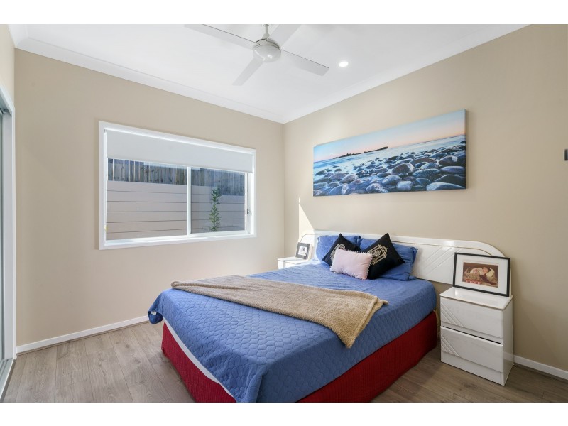 52 Matasha Crescent, Pimpama QLD 4209