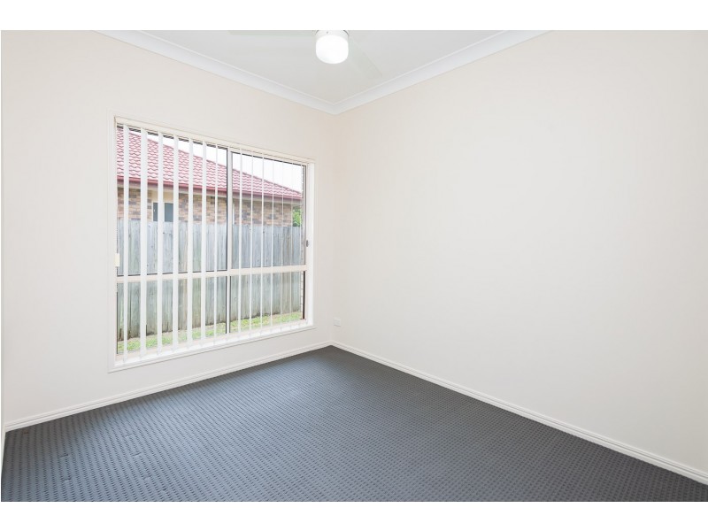10 Goldcrest Drive, Upper Coomera QLD 4209