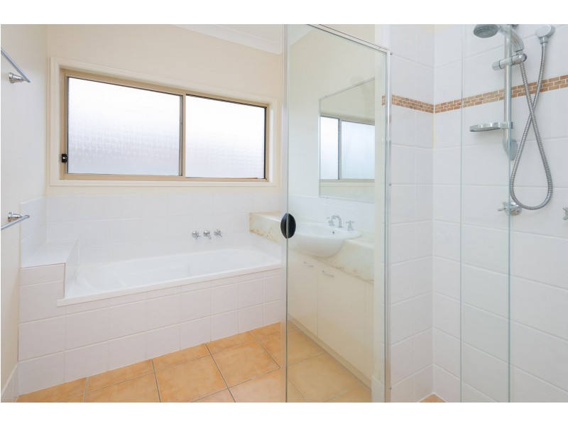10 Goldcrest Drive, Upper Coomera QLD 4209