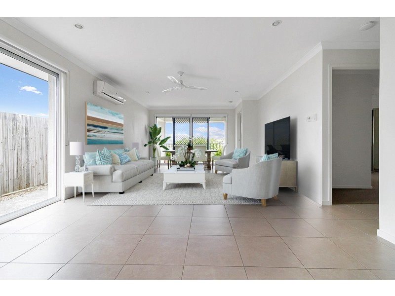 10 Gresswell Crescent, Upper Coomera QLD 4209