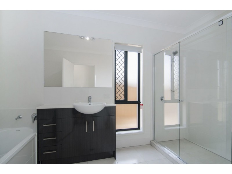 40 Moorinya Circuit, Pimpama QLD 4209