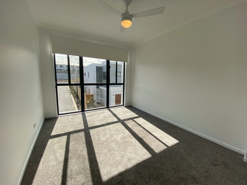 77/38 Gawthern Drive, Pimpama QLD 4209