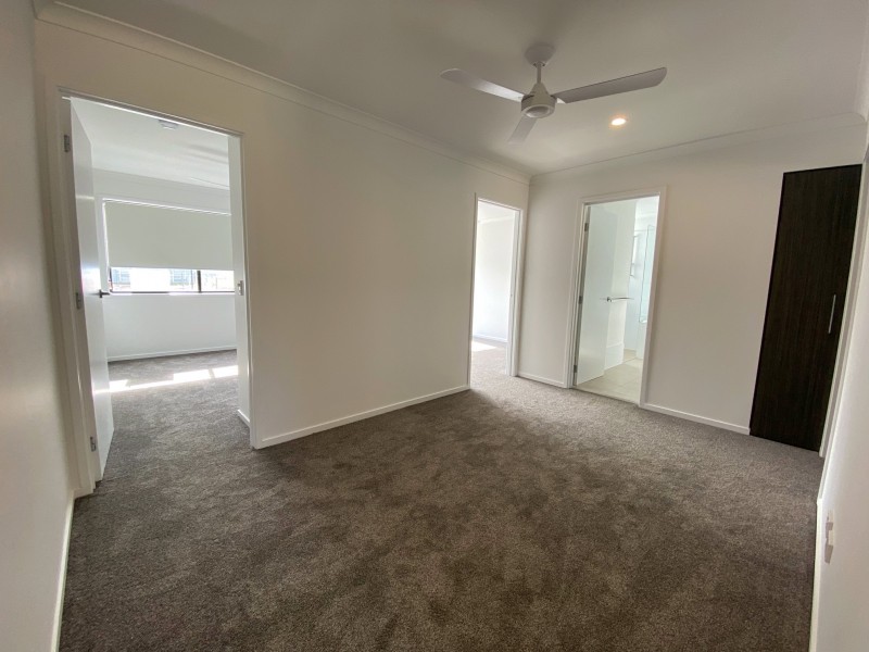 77/38 Gawthern Drive, Pimpama QLD 4209