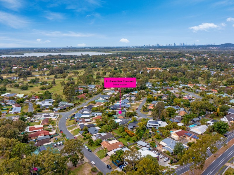 21 Barradine Crescent, Helensvale QLD 4212