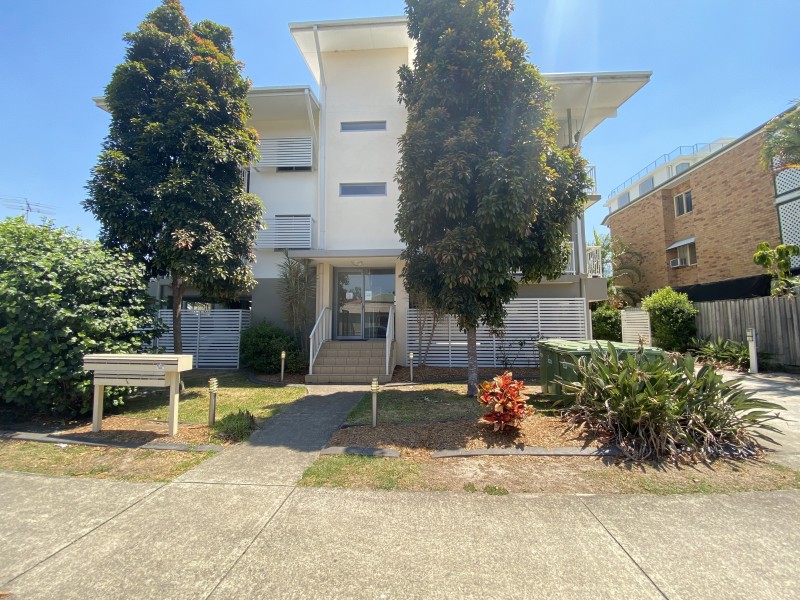 1/7 Phillip Street, Labrador QLD 4215