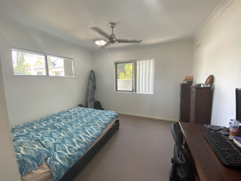 1/7 Phillip Street, Labrador QLD 4215