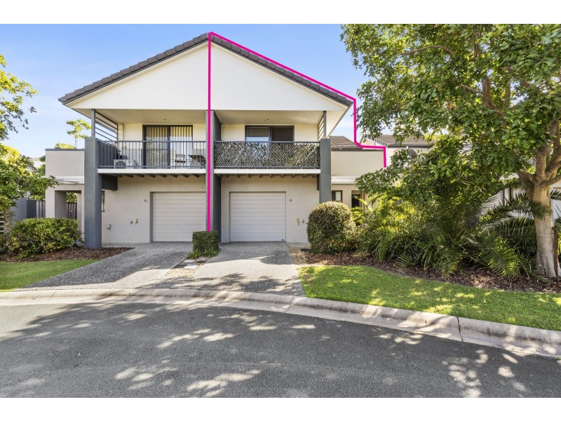 13/2 Jefferson Court, Upper Coomera QLD 4209