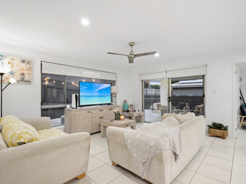 21 Gresswell Crescent, Upper Coomera QLD 4209