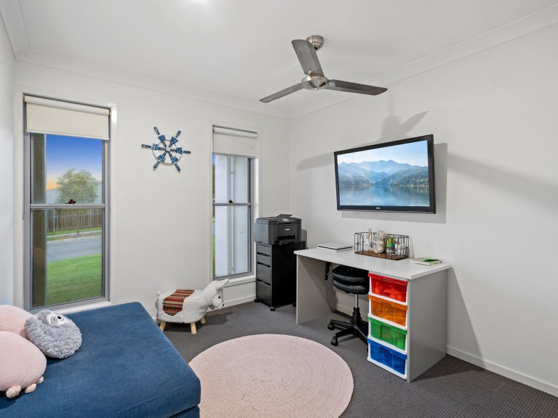 21 Gresswell Crescent, Upper Coomera QLD 4209