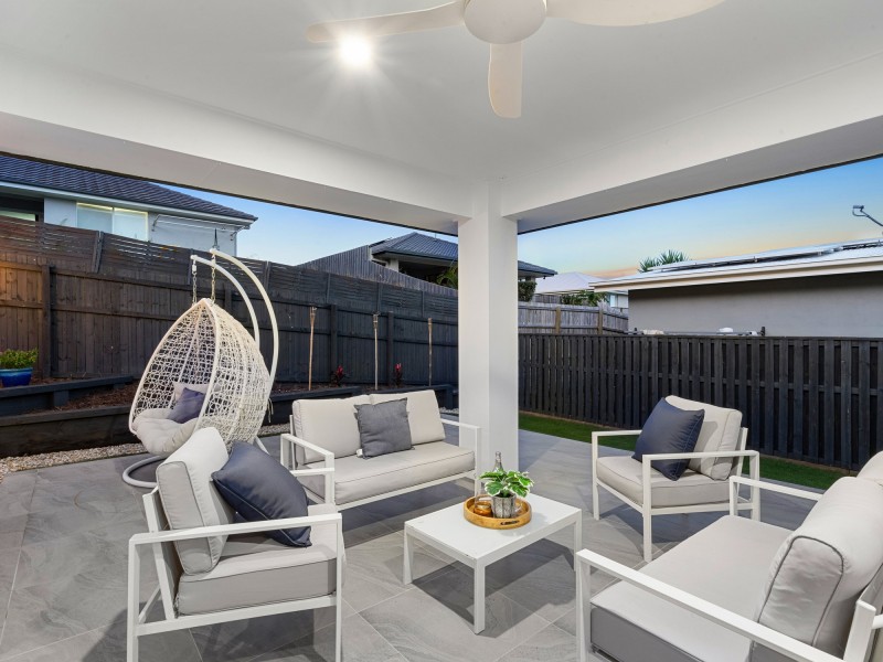 21 Gresswell Crescent, Upper Coomera QLD 4209