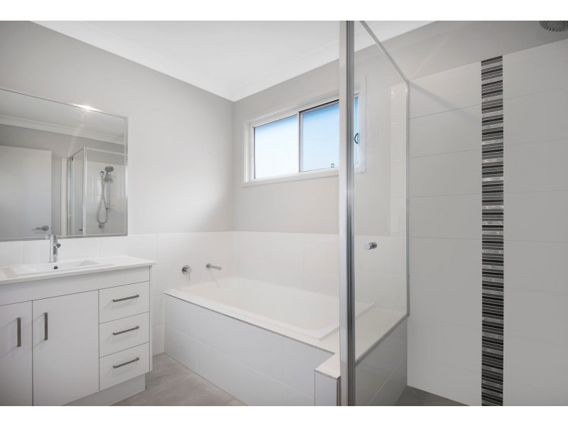 29 Meander Circuit, Holmview QLD 4207