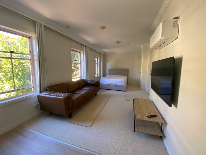 16b/14 Pendraat Parade, Hope Island QLD 4212