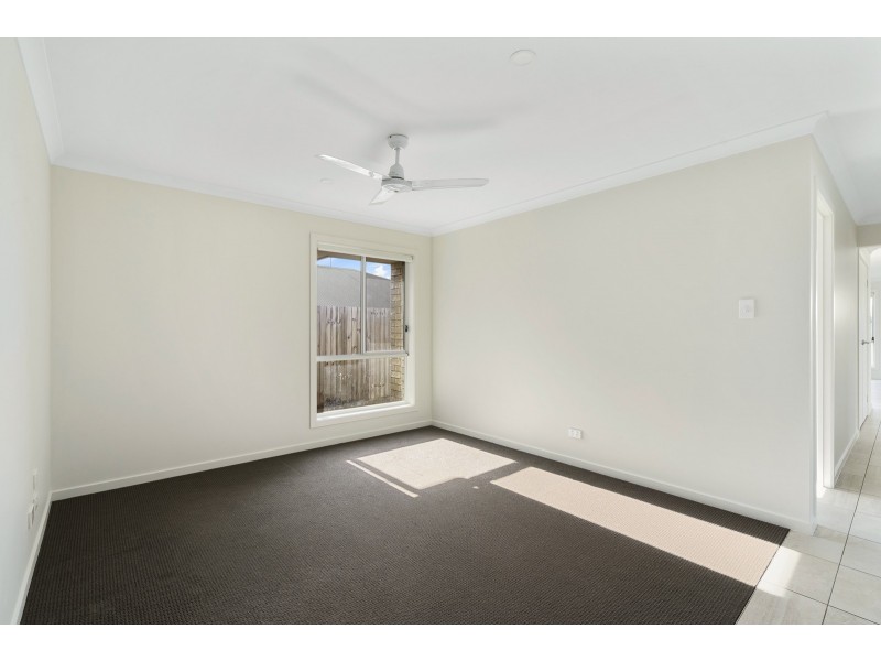 50 Cummings Circuit, Willow Vale QLD 4209