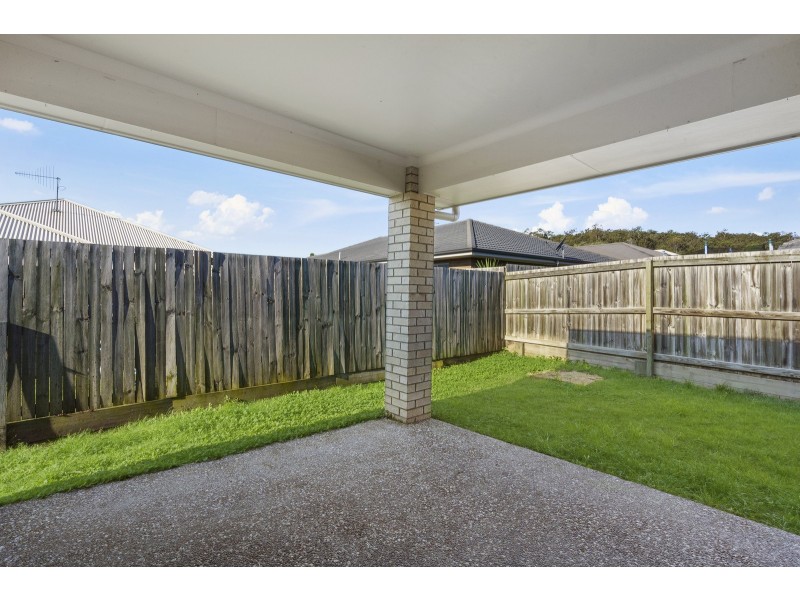 50 Cummings Circuit, Willow Vale QLD 4209