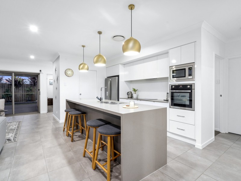 48 Whitsunday Circuit, Pimpama QLD 4209