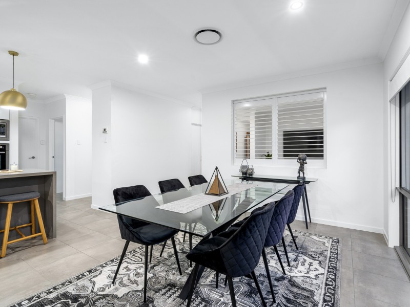 48 Whitsunday Circuit, Pimpama QLD 4209