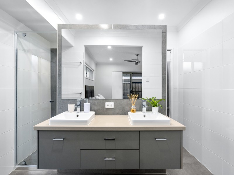 48 Whitsunday Circuit, Pimpama QLD 4209