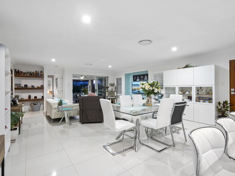 37 Whitsunday Circuit, Pimpama QLD 4209
