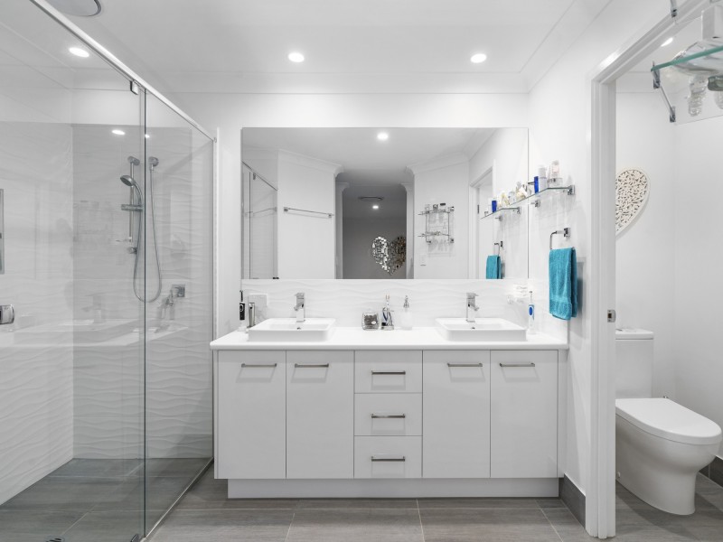 37 Whitsunday Circuit, Pimpama QLD 4209
