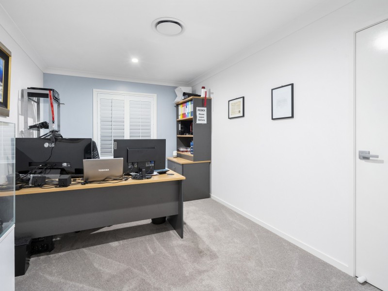 37 Whitsunday Circuit, Pimpama QLD 4209