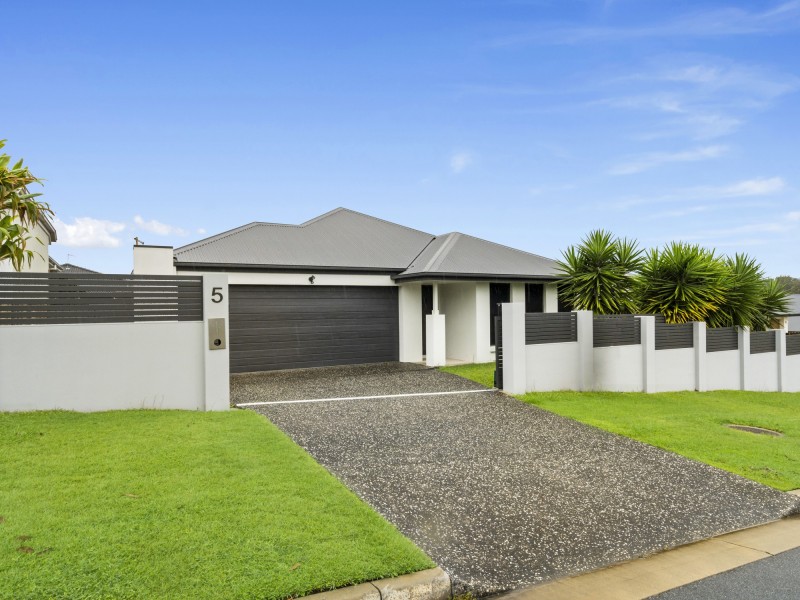 5 Longstaff Crescent, Pimpama QLD 4209