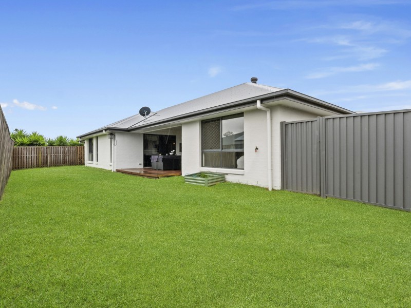 5 Longstaff Crescent, Pimpama QLD 4209