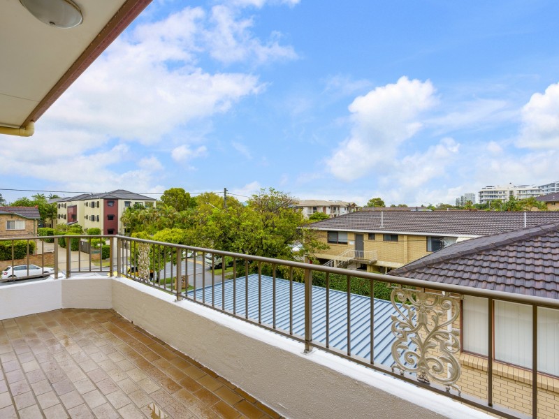 6/25 Bath Street, Labrador QLD 4215