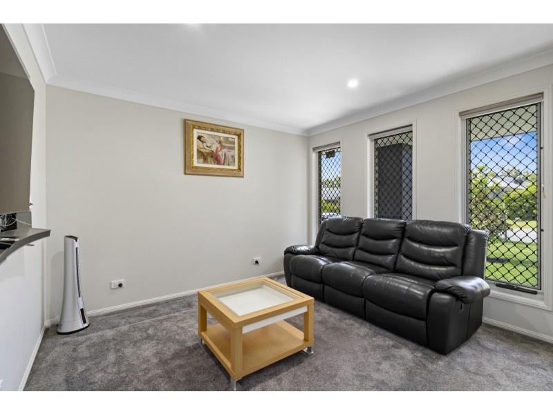 9 Giacco Street, Pimpama QLD 4209