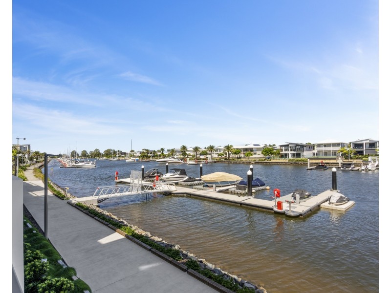 Hope Island QLD 4212