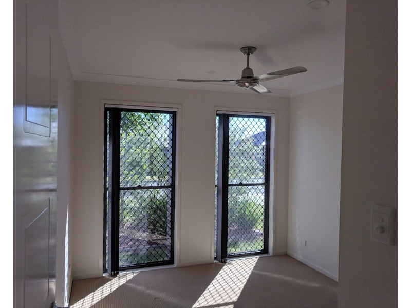 11 Cascade Street, Pimpama QLD 4209