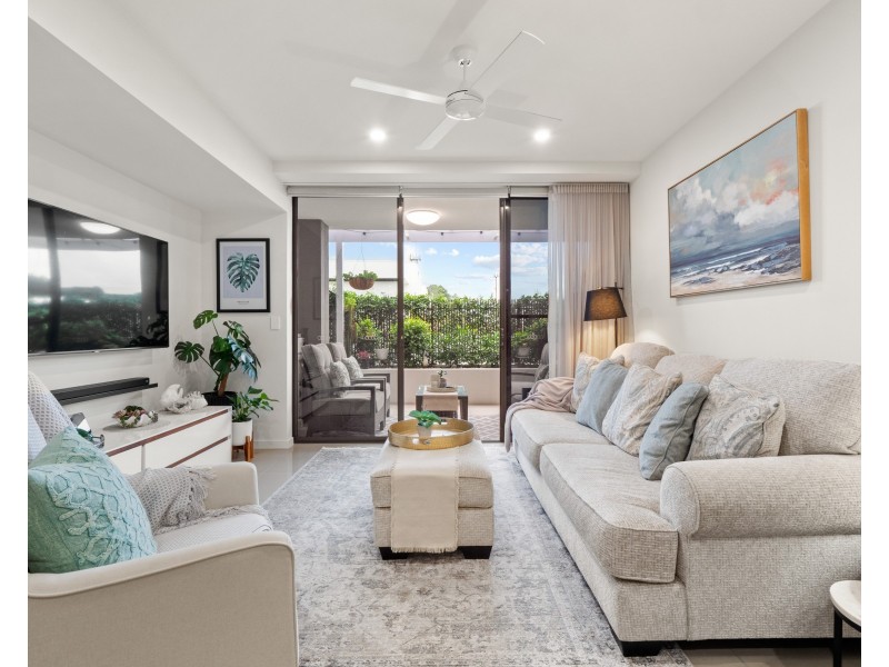 108/37 Sickle Avenue, Hope Island QLD 4212