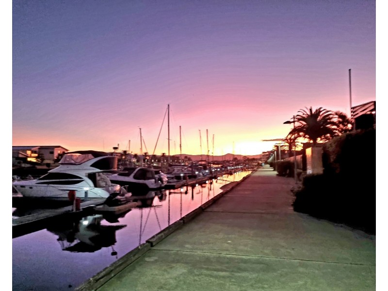 108/37 Sickle Avenue, Hope Island QLD 4212