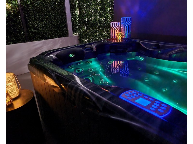 108/37 Sickle Avenue, Hope Island QLD 4212