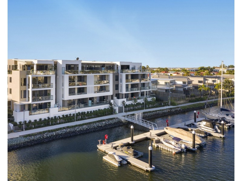 128/37 Sickle Avenue, Hope Island QLD 4212