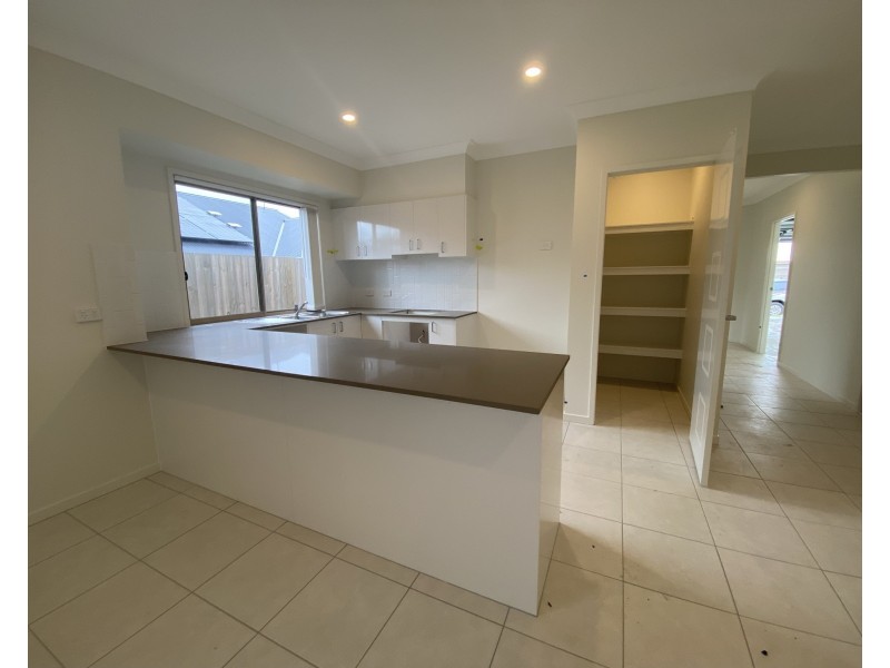 4 Gregor Crescent, Coomera QLD 4209