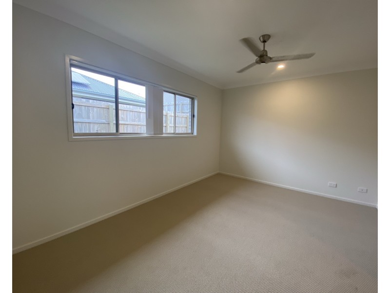 4 Gregor Crescent, Coomera QLD 4209