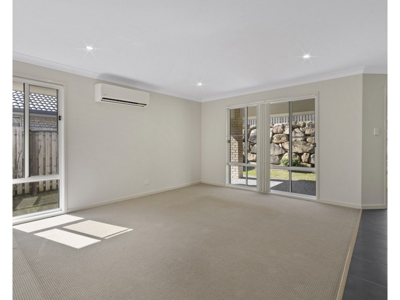 20 Vista Crescent, Pimpama QLD 4209