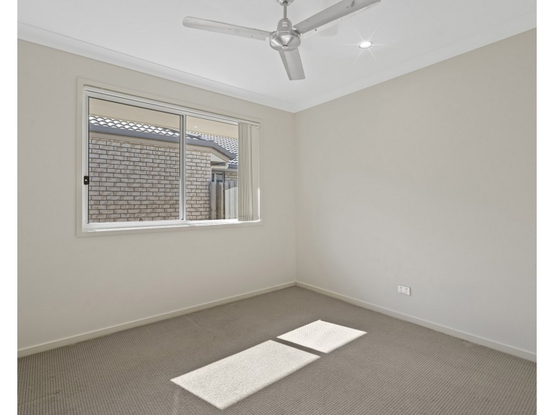 20 Vista Crescent, Pimpama QLD 4209