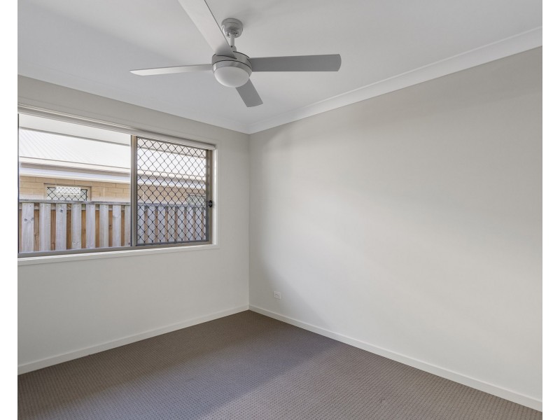 11 Ellenborough Avenue, Ormeau Hills QLD 4208