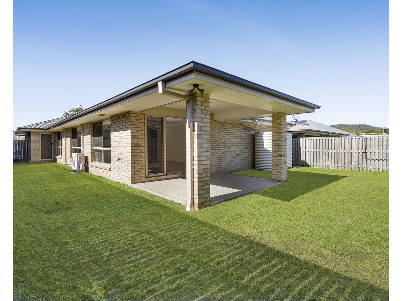 11 Ellenborough Avenue, Ormeau Hills QLD 4208