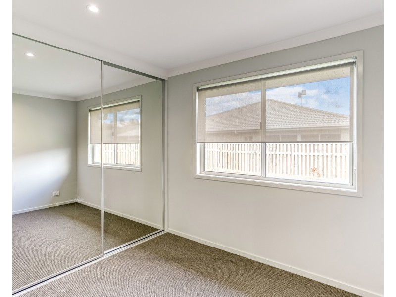 36 Kinglake Crescent, Pimpama QLD 4209