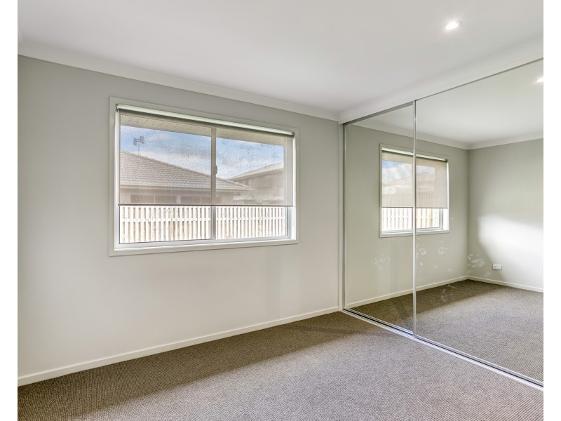 36 Kinglake Crescent, Pimpama QLD 4209