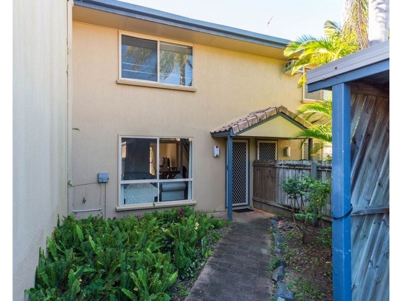 44/63 Olsen Avenue, Labrador QLD 4215